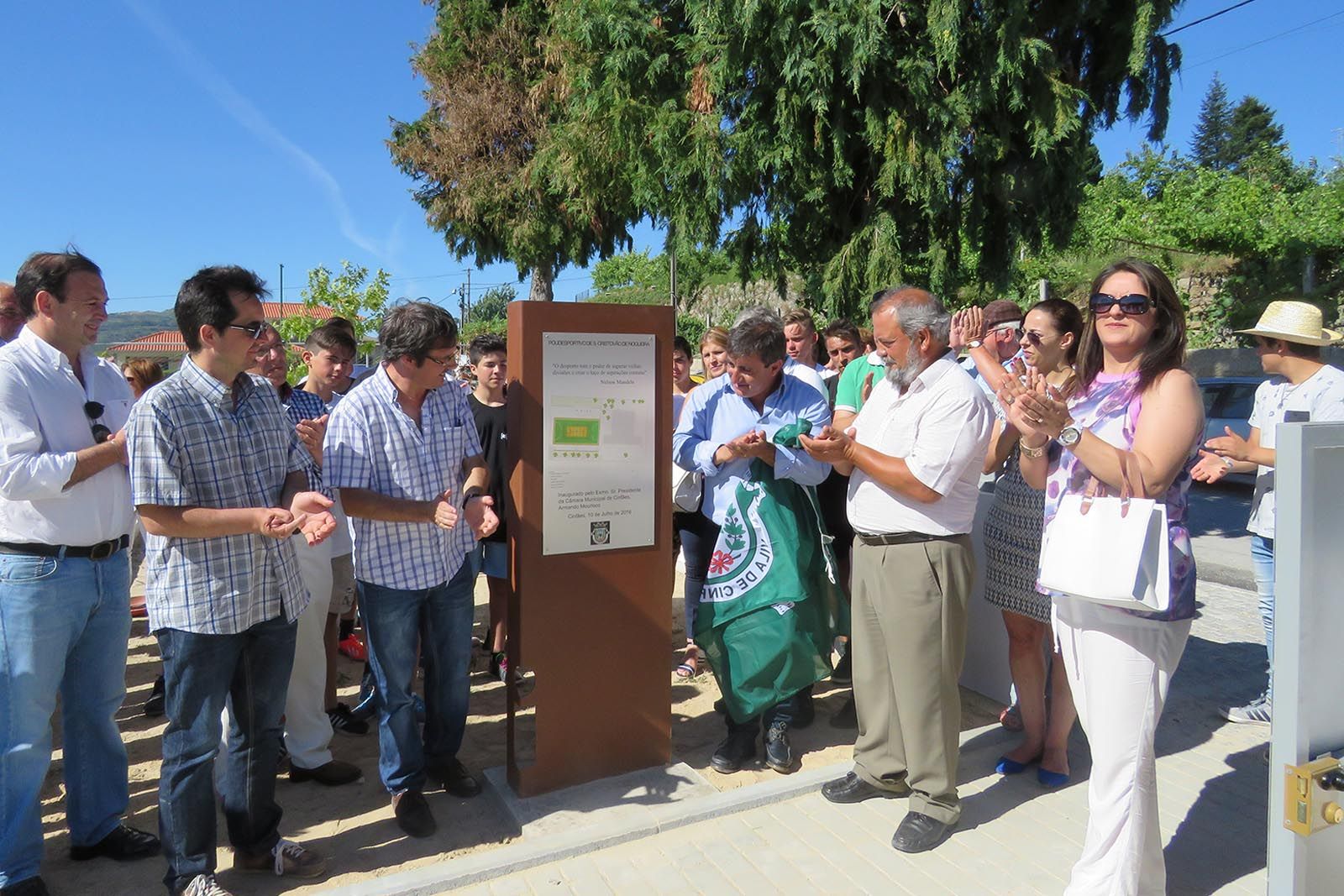 Inaugurado polidesportivo de S. Cristóvão